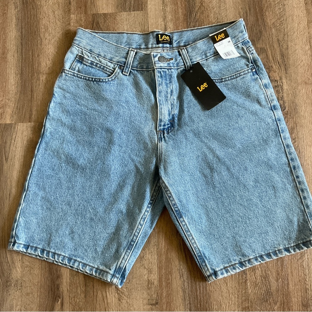 Lee Denim Shorts Men’s Size 30 Jorts Relaxed 5-pocket Light Stone Wash Blue NEW